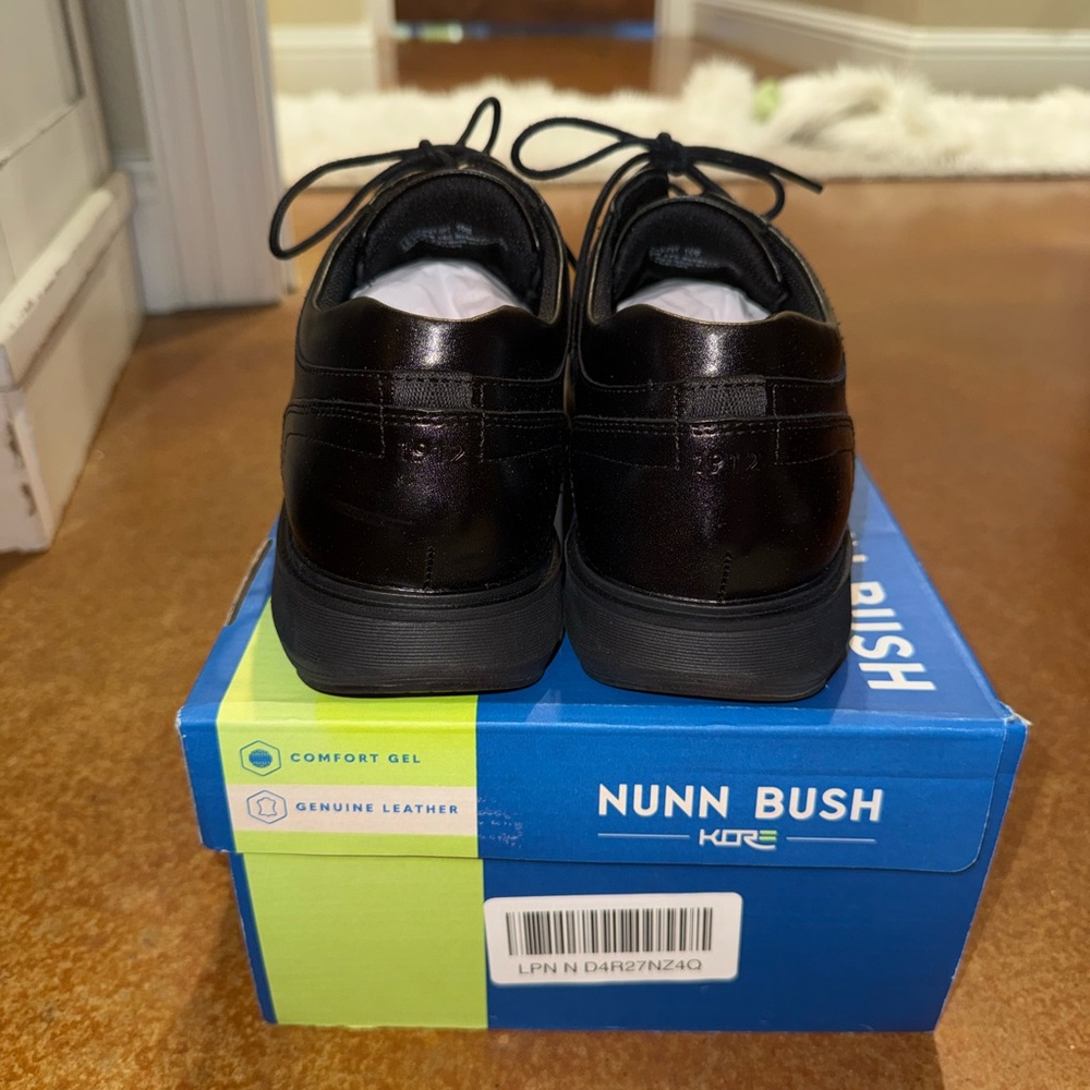 Men's Black Leather Dress Shoes - Picture 4 of 9